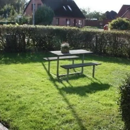 Dom wakacyjny Ferienhaus Mit Garten Und Parkplatz Oldenswort