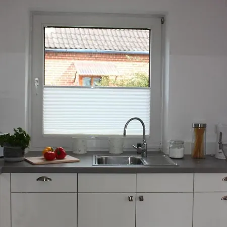 Ferienhaus Mit Garten Und Parkplatz Dom wakacyjny Oldenswort